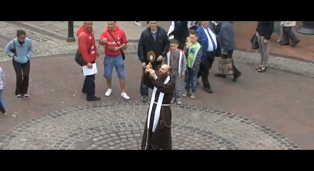 belebe die Stadt - ein katholischer Eucharistie flashmob